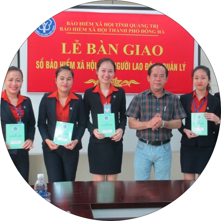 Hướng dẫn rà soát và bàn giao sổ BHXH cho người lao động năm 2017