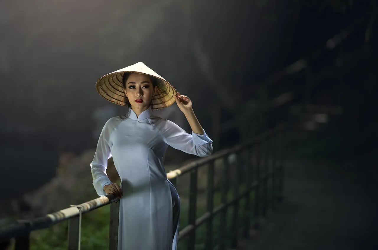 Đội ngũ làm việc tại văn phòng