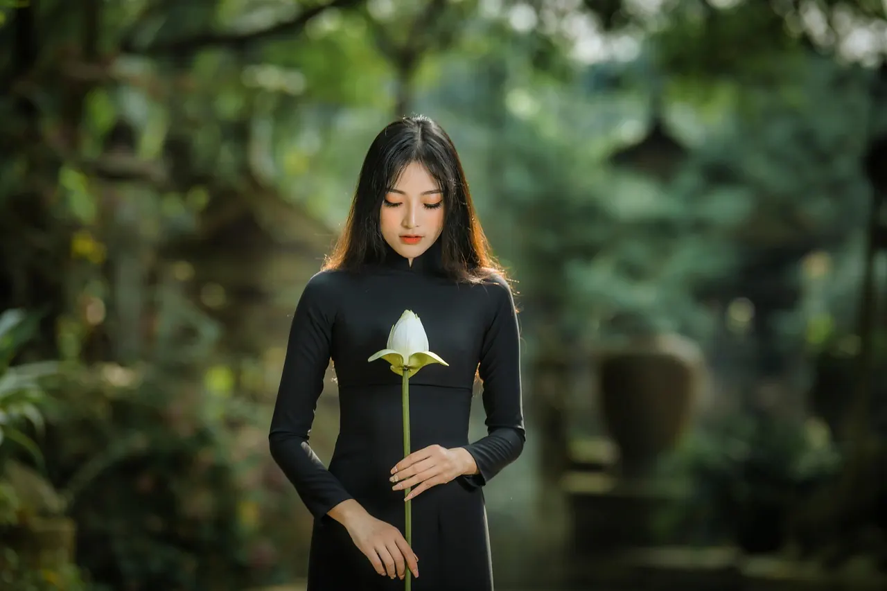 Đội ngũ làm việc tại văn phòng